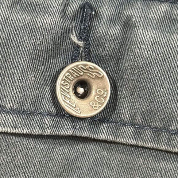 Levi’s Cargo Shorts - Picture 7 of 7